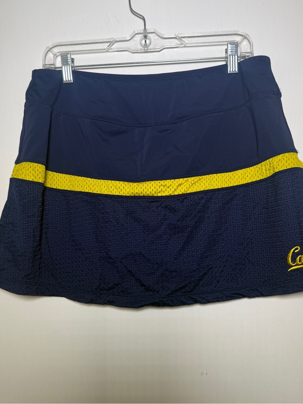 Nuyu Women's Cal Collegiate Navy Athletic Skort with Yellow Stripe Cal XL